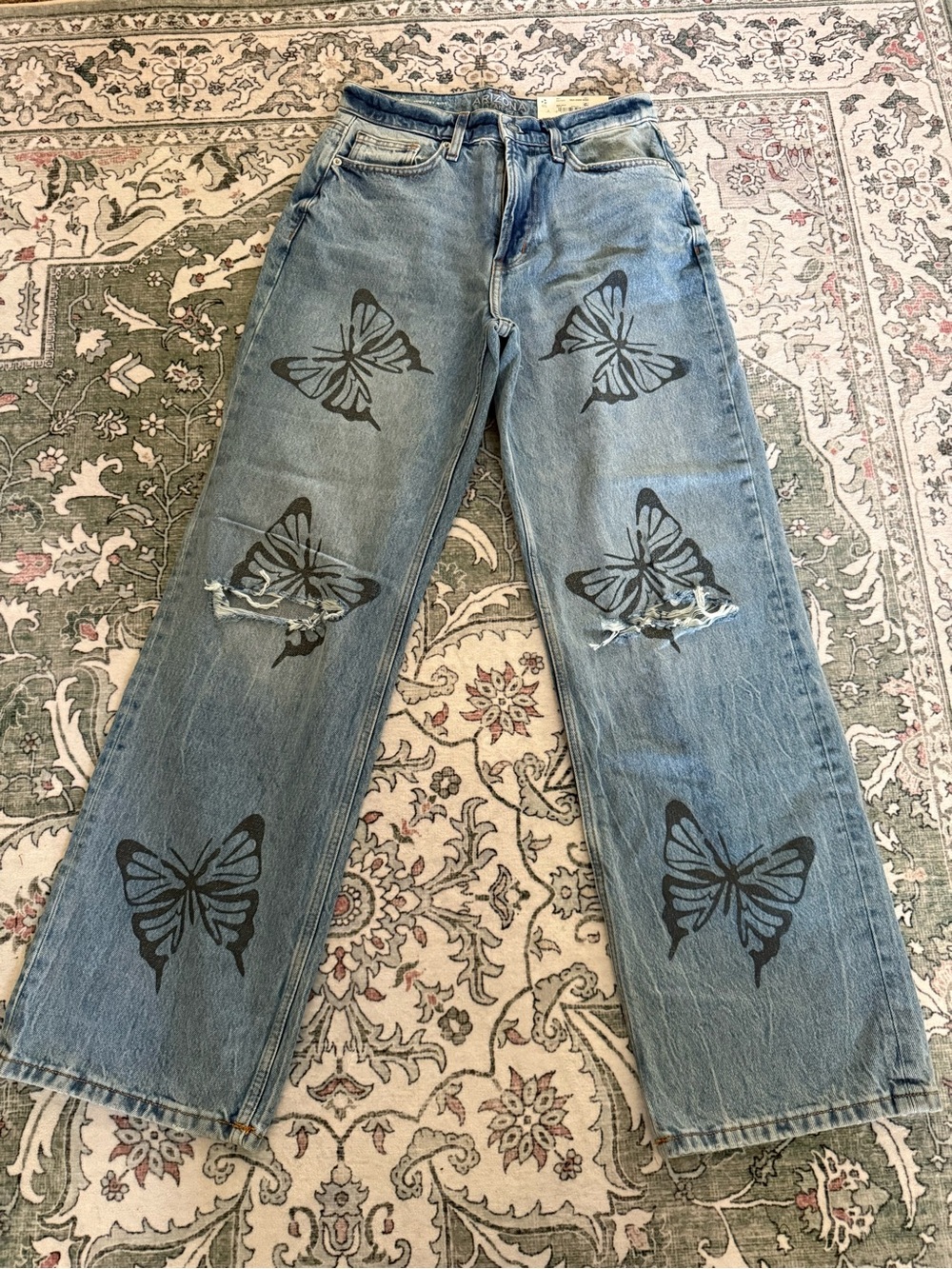 Arizona Jean Company Light Blue Straight-Leg Jeans with Black Butterfly Print